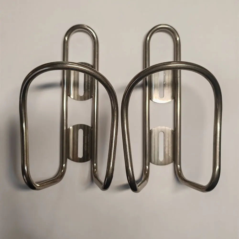 2pcs Titanium UltraLight Water Bottle Cage With Free M5 Ti Bolts for Bicycle Bike Riding