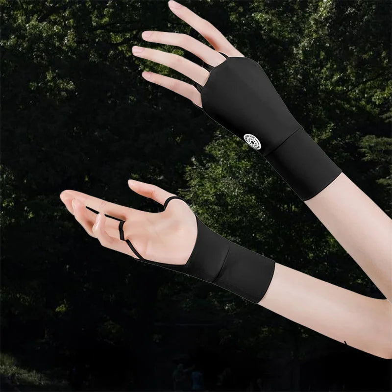 Golf Gloves for Men and Women Breathable Half Finger Golf Gloves with Ice Silk Material for UV Protection and Comfort